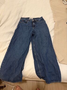 Abercrombie high rise dark wash wide leg jean